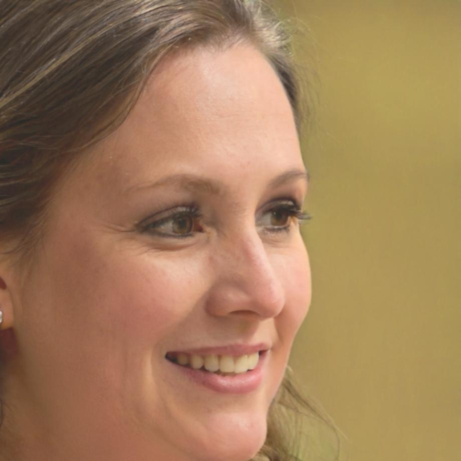 Portrait von Kursleiterin Astrid Velthoven