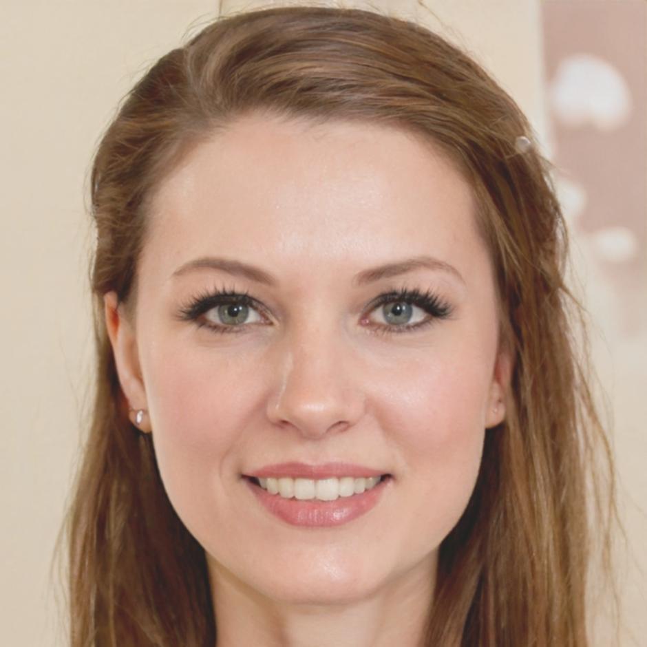 Songwriting-Expertin Katharina Lindner bei der Arbeit im Studio